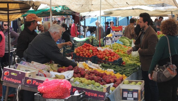 Οι νόμιμοι παραγωγοί στη λαϊκή αγορά | Δήμος Τρικκαίων